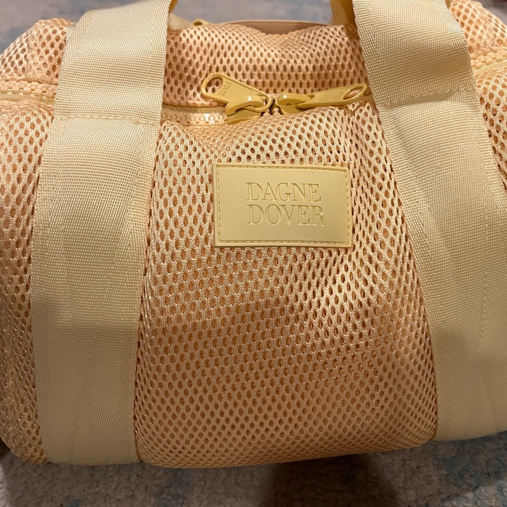 Dagne Dover Mesh Small Landon